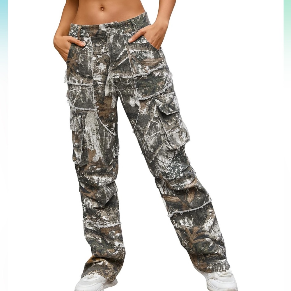 NWT Unisex Camo Cargo Pants, Multi Pockets Raw Edge Oversized Straight